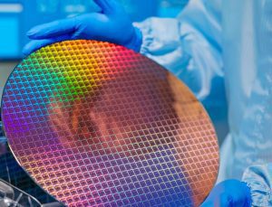 GlobalFoundries geri dönüyor: 1.5 milyar dolarlık fon alındı