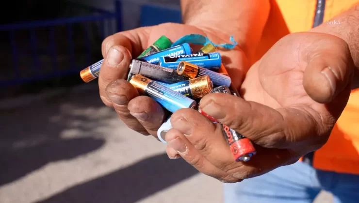 Gölbaşı Belediyesi’nden Öğrencilere Atık Toplama Yarışması