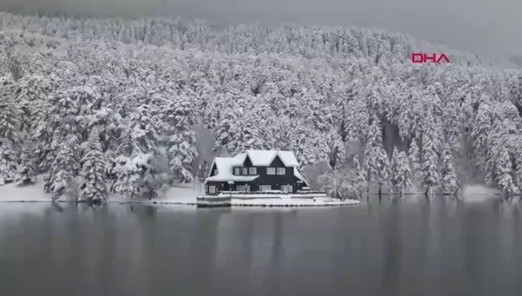 Gölcük Tabiat Parkı Karla Kaplandı