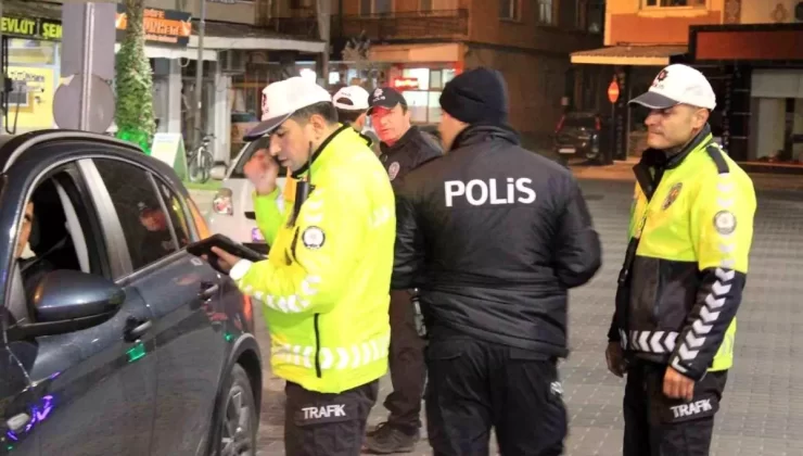 Gönen’de Asayiş Denetimleri: 5 Yakalandı, 220 Bin TL Ceza