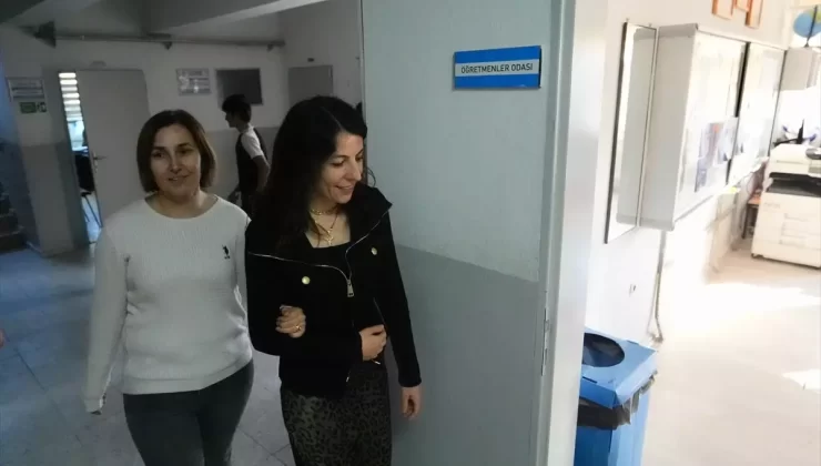 Görme Engelli Öğretmenin Meslek Aşkı