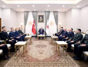 Güler’den Öğretmenler Günü Ziyareti