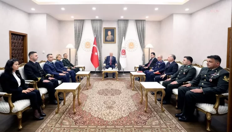 Güler’den Öğretmenler Günü Ziyareti