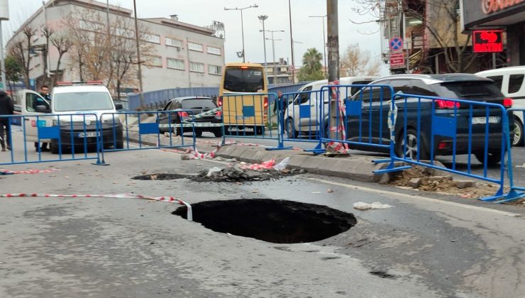 Güngören’de çöken yol esnafı mağdur etti