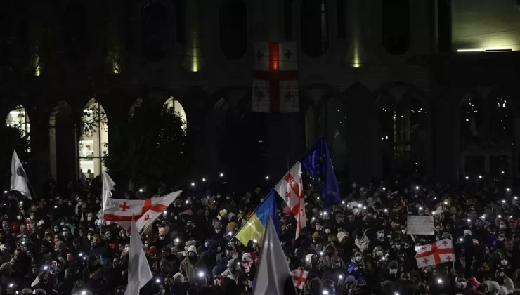 Gürcistan’da AB Müzakereleri Protesto Ediliyor