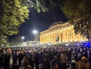 Gürcistan’da Seçim Protestoları Devam Ediyor