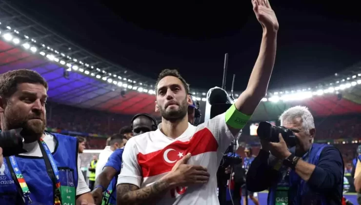 Hakan Çalhanoğlu’ndan Galatasaray Açıklaması