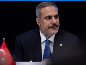 Hakan Fidan, Azerbaycan’ın Zafer Günü’nü kutladı