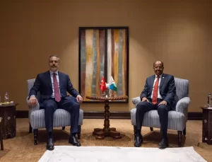 Hakan Fidan Cibuti’de Görüşme Gerçekleştirdi