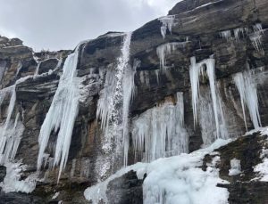 Hakkari Orşe Vadisi’nden seyrine doyulmaz manzaralar