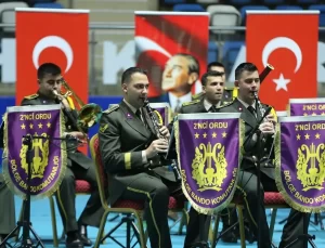 Hakkari’de Bando Konseri