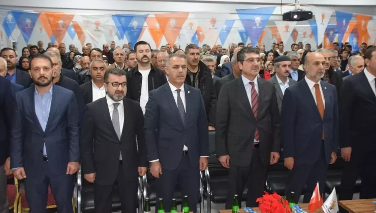 Hasankeyf’te AK Parti Kongresi Yapıldı