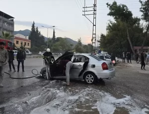 Hassa’da Seyir Halindeki Araçta Yangın
