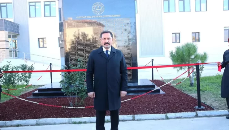 Hatay’da 408 Öğretmen İçin Anıt İnşa Edildi