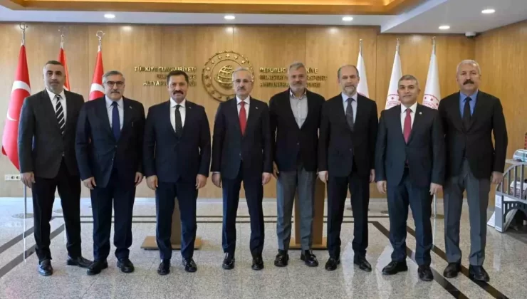 Hatay’da Deprem Sonrası İhtiyaçlar İçin Bakanlık Ziyareti