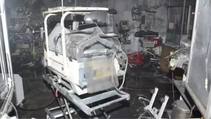 Hindistan’da Hastane Yangınında 10 Bebek Hayatını Kaybetti