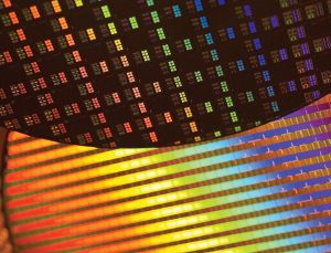 Huawei, TSMC mühendislerini kapmaya çalışıyor