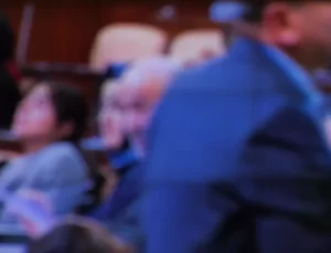 İbb Meclisi’nde Gayrimenkul Satışı Tartışması: “Ülkede Her Haneyi Yangın Yerine Çevirdiniz”