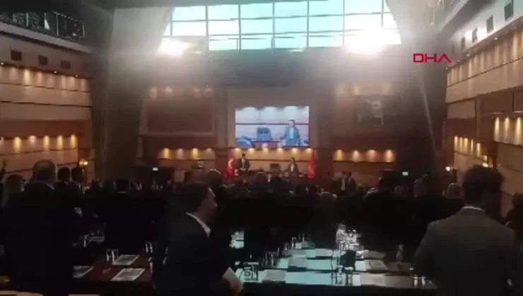 İBB Meclisi’nde Söz Vermeme Tartışması