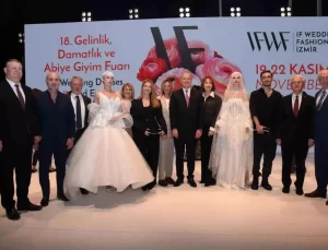 İEÜ Öğrencileri Gelinlik Yarışmasında Ödül Aldı