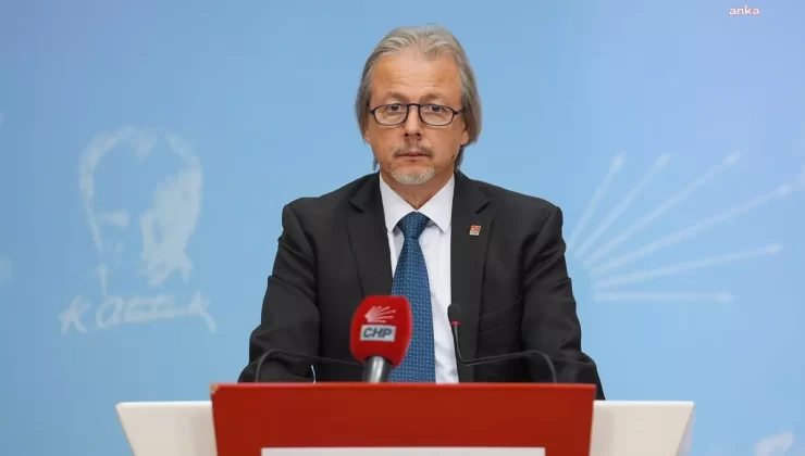 İlhan Uzgel: “Dış Politika, Türkiye’nin Hep Zararla Ayrıldığı Bir Pazarlık Masasının Etrafında Şekilleniyor”