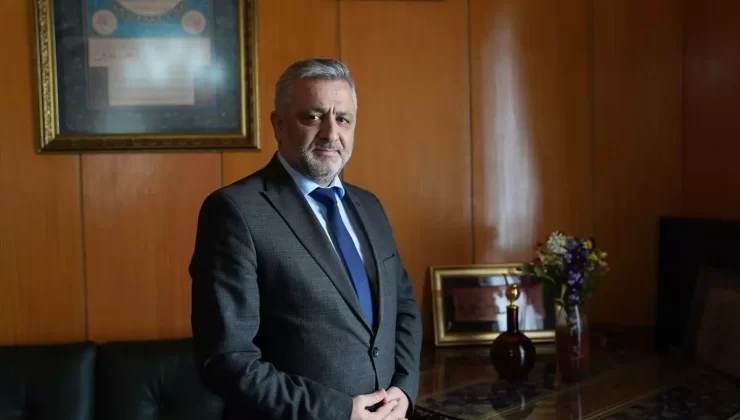 İmam Metin Eren’e Altın Madalya