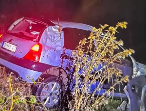 İnegöl’de Otomobil Devrildi, Bir Kişi Yaralandı