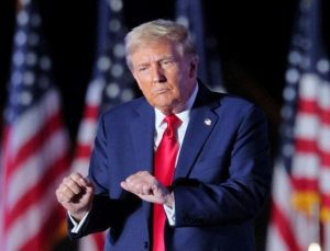 İngiltere’de muhalefetten hükümete “Trump” soruları