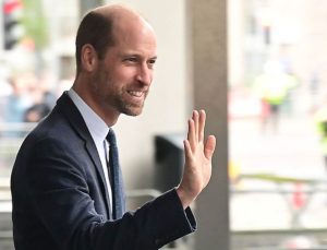 İngiltere’de Prens William, ‘Filistin’e Özgürlük’ sloganlarıyla protesto edildi