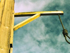 İran’da 200 kadına taciz ve tecavüzden yargılanan şahıs idam edildi