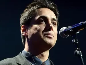 İranlı Hak Savunucusu İntihar Etti