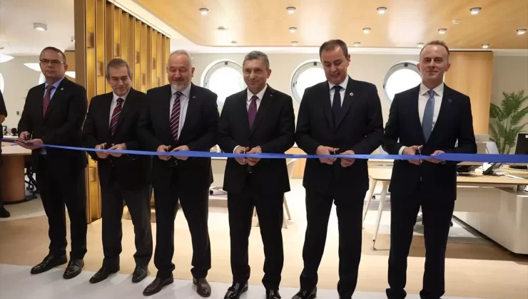 İş Bankası’nın Antalya’da Turizm İhtisas Şubesi Açıldı