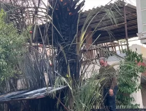 İskenderun’da Bahçede Yangın