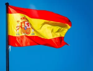 İspanya Kiev Büyükelçiliği’ni Hava Saldırıları Nedeniyle Kapattı