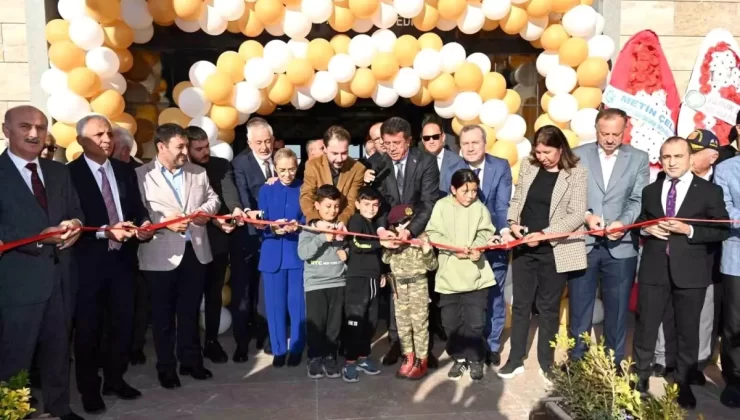 Isparta’ya Yeni Bir Değer: Kirazlıtepe Kafe Açıldı