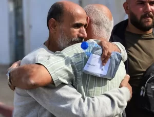 İsrail, 20 Filistinli esiri daha serbest bıraktı