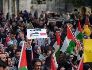 İsrail’e Protesto Yürüyüşü