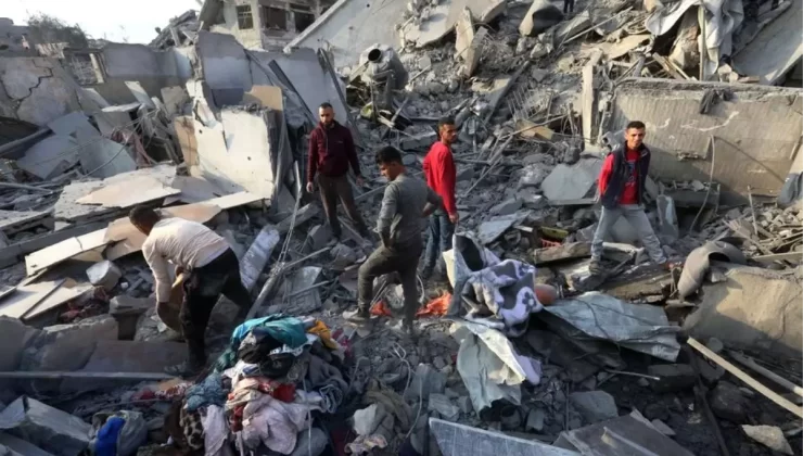 İsrail’in Gazze’ye Saldırısı: 30 Ölü