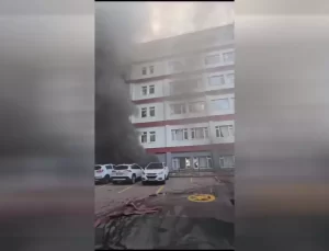 İstanbul Hastanesinde Yangın