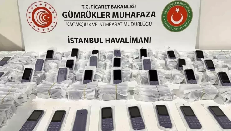 İstanbul Havalimanı’nda 15 bin cep telefonu operasyonu