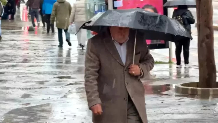 İstanbul’da Kar Yağışı Başladı