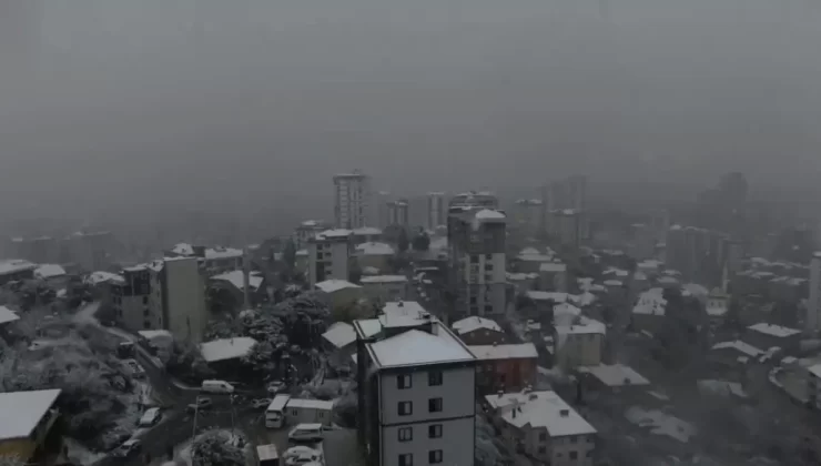 İstanbul’da Kar Yağışı Görüntülendi