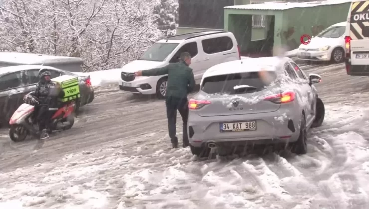 İstanbul’da Kar Yağışı Sürücüleri Zorladı