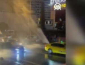 İstanbul’da zor anlar! Su borusu patladı, tazyikli su yola fışkırdı