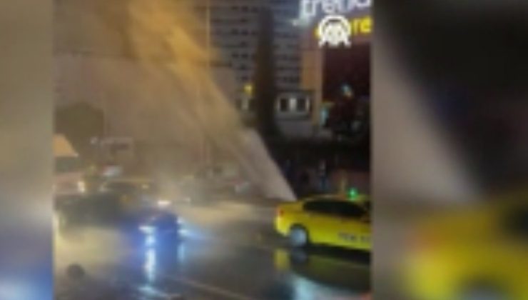 İstanbul’da zor anlar! Su borusu patladı, tazyikli su yola fışkırdı