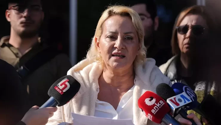 İtalya Vizesi Bekleyen Öğrencilerden Tepki