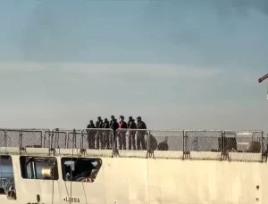 İtalya’nın Arnavutluk’taki Göçmen Merkezi