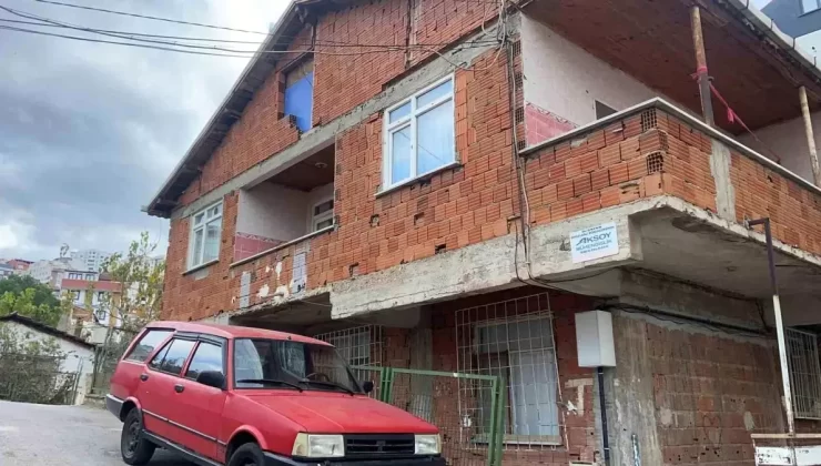 İzinli Çıkan Kocası Tarafından Öldürüldü