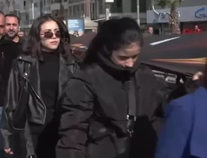 İzmir’de Ata’ya Saygı Yürüyüşü