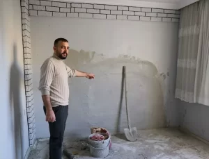 İzmir’de Duvarı Kırarak Hırsızlık!